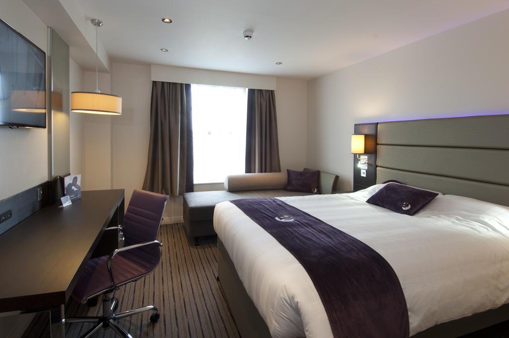 Premier Inn London Croydon West - Purley A23 Δωμάτιο φωτογραφία