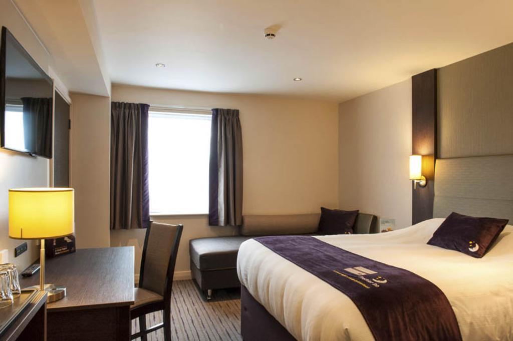 Premier Inn London Croydon West - Purley A23 Δωμάτιο φωτογραφία