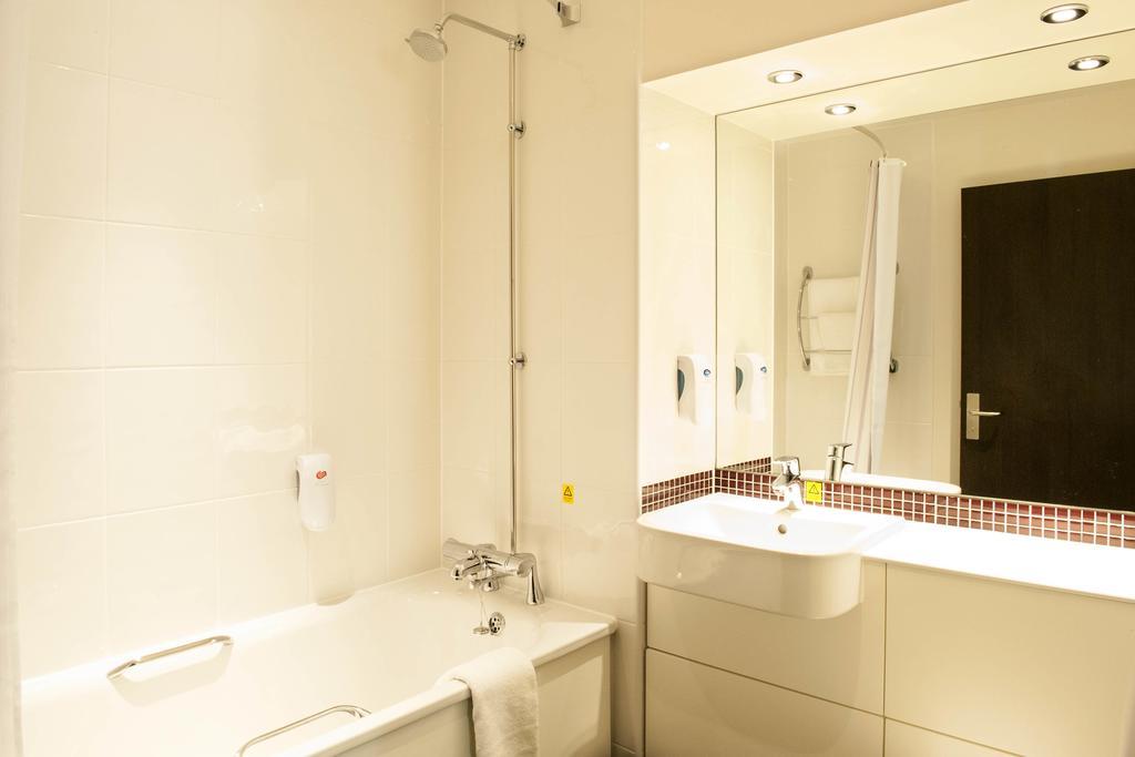 Premier Inn London Croydon West - Purley A23 Δωμάτιο φωτογραφία