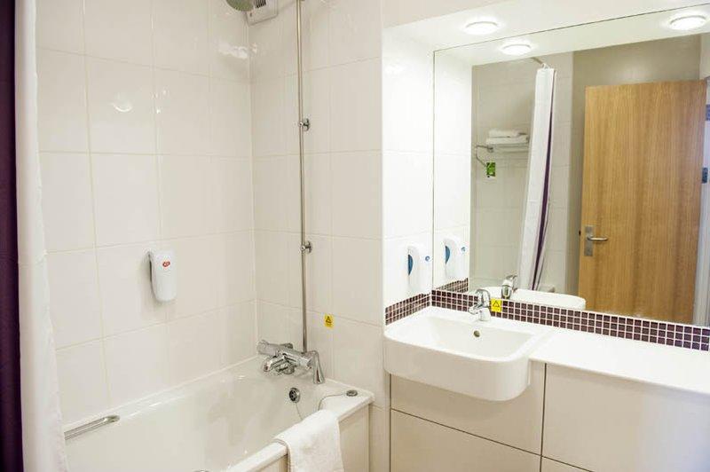 Premier Inn London Croydon West - Purley A23 Εξωτερικό φωτογραφία